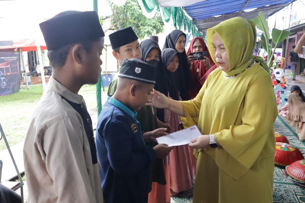 Hadir Peringatan Maulid Di Kampung Meleset Radmida Ajak Tauladani